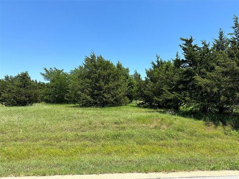Resort Recreation Lot with Lake Access