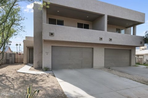 Upgraded Duplex in Central Phoenix