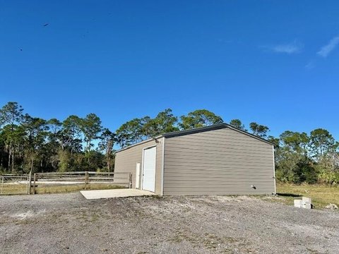 Indiantown Land with Metal Building