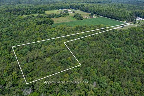 Land, Weems, VA