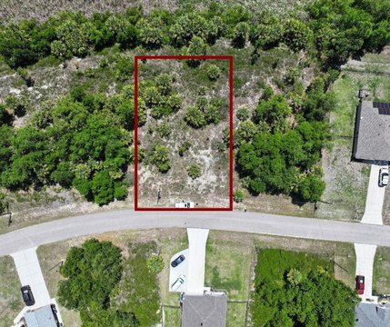 Residential Land in Sarasota County