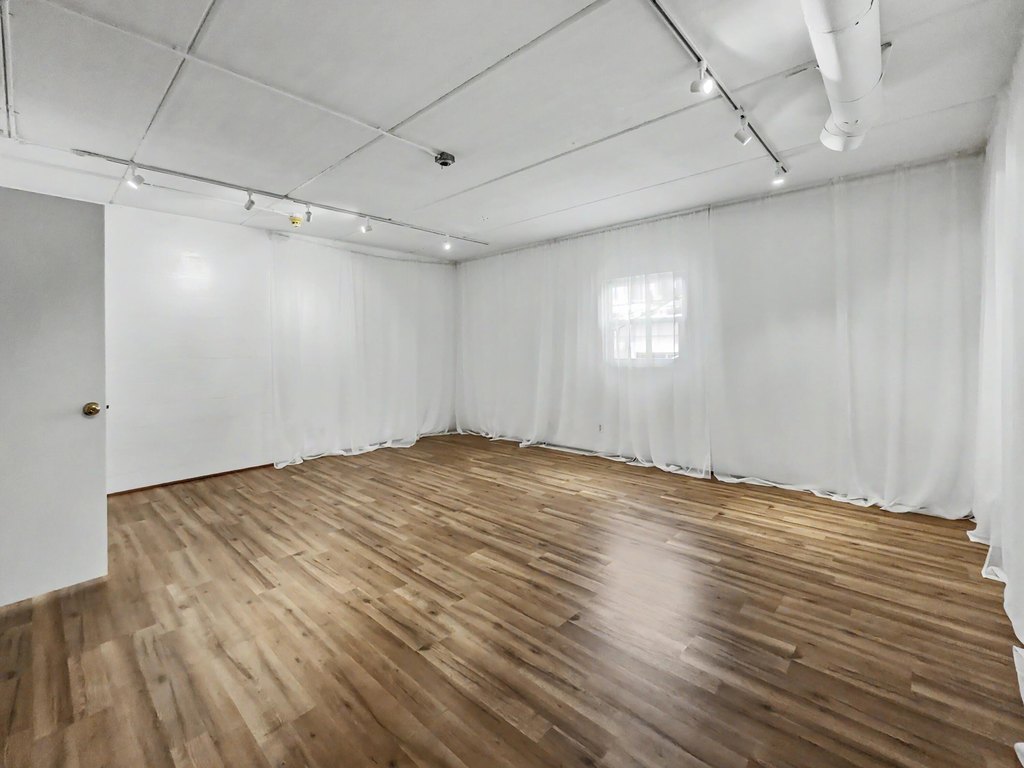 Picture 7