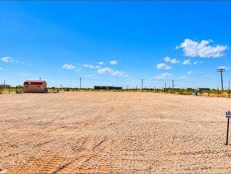Land, Midland, TX