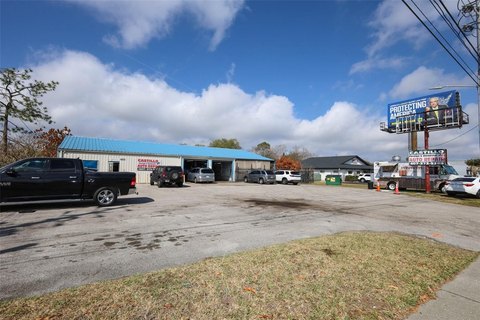 Auto Shop with Service Bays