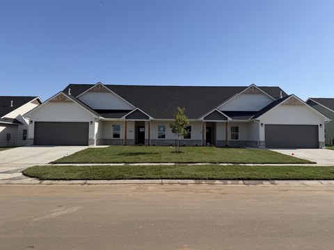 New Ranch Duplexes With Garages