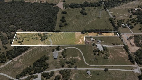 6-Acre Property in Decatur, TX