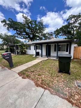 Updated Duplex in Daytona Beach
