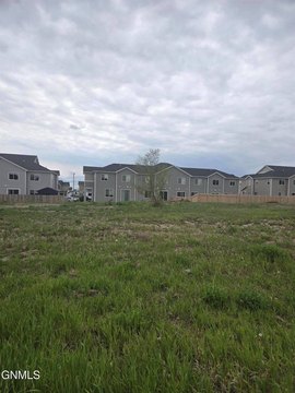 LAND - Williston, ND