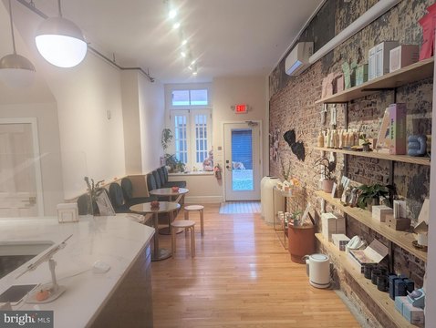 Mixed-Use Space in Philadelphia