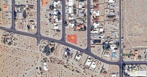 Residential Lot in Palm Springs