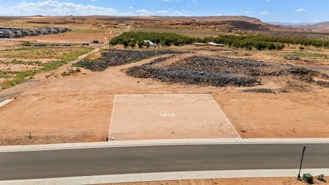 Land, Hurricane, UT