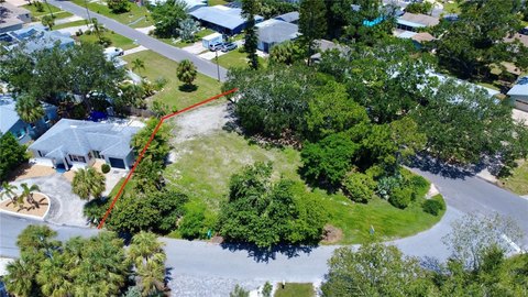 Unique Homesite in Gulfport Marina