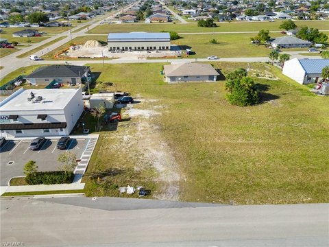 Commercial Lot in Cape Coral