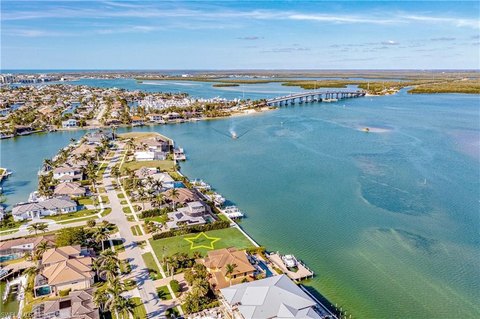 Marco Island Waterfront Homesite Opportunity