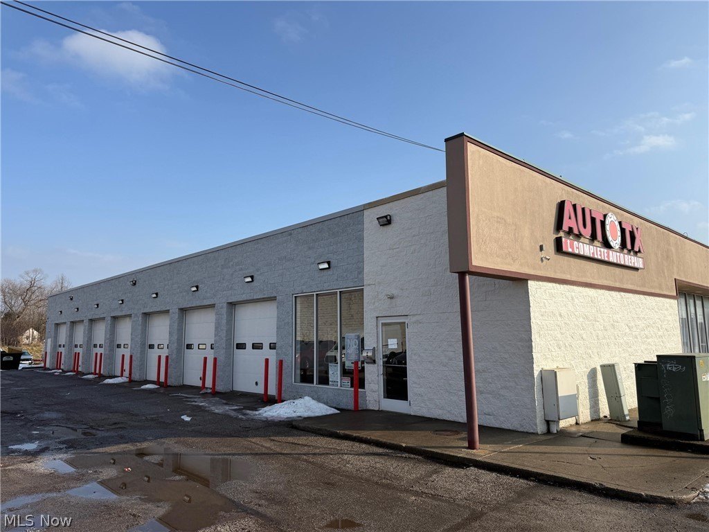 North Randall Commercial Space Available