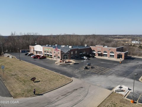 Prime Commercial Property on Main