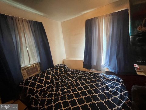 Point Breeze Duplex Investment Opportunity