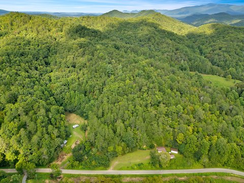 Unrestricted Acreage in Cosby, Tennessee