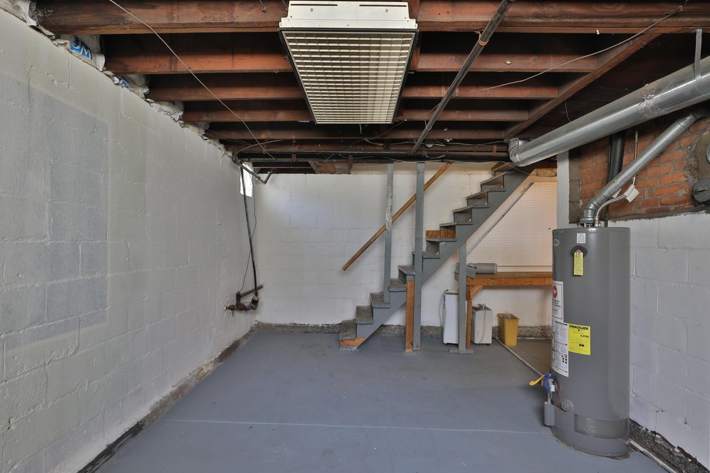Picture 36