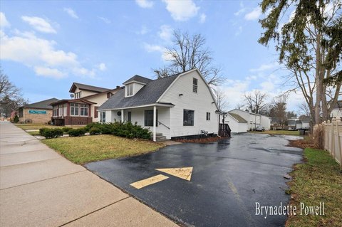 Downtown Main Street Business Space