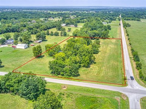 5-Acre Corner Lot with Pond