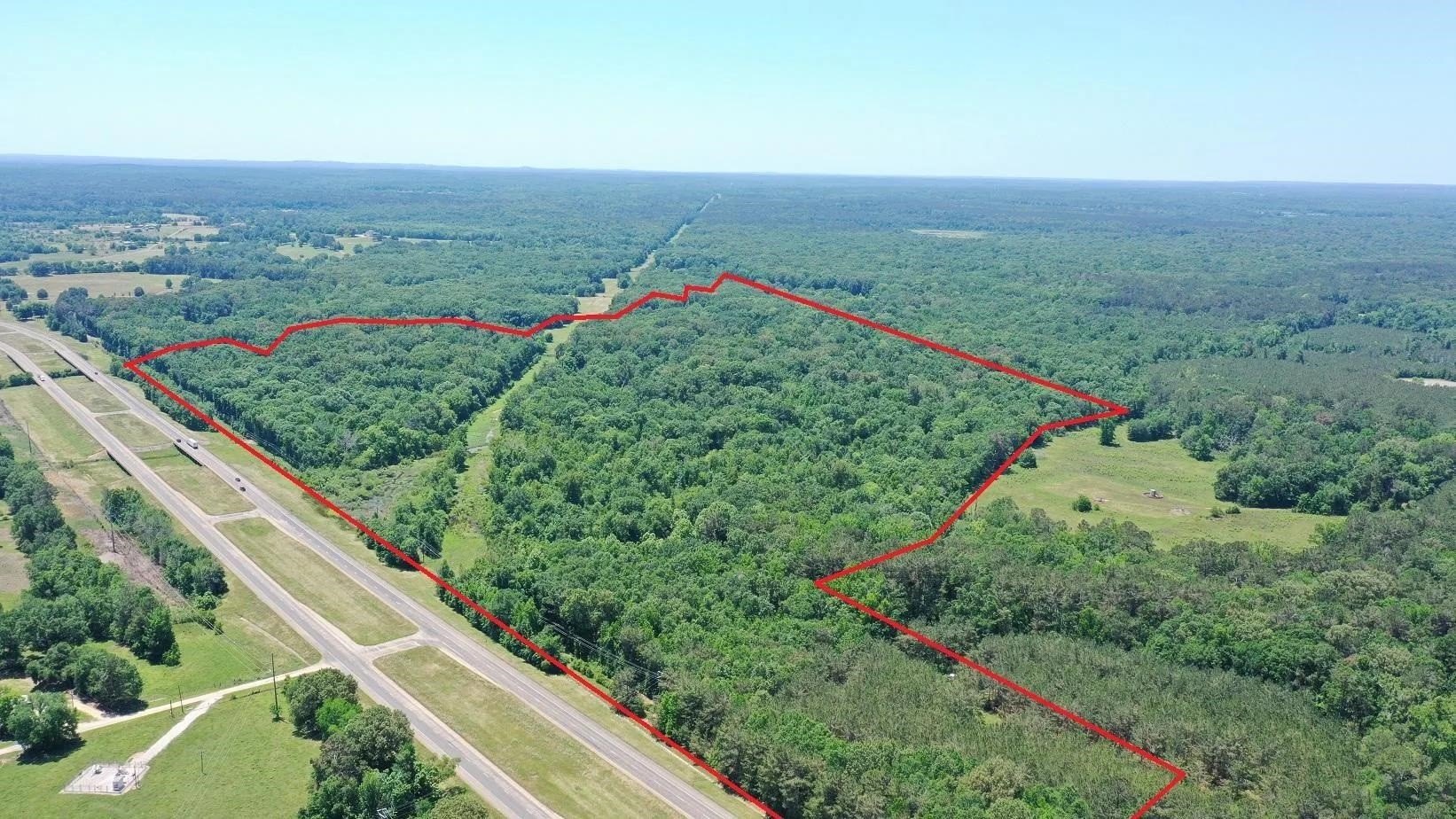 Prime Hunting Land in Gary, TX
