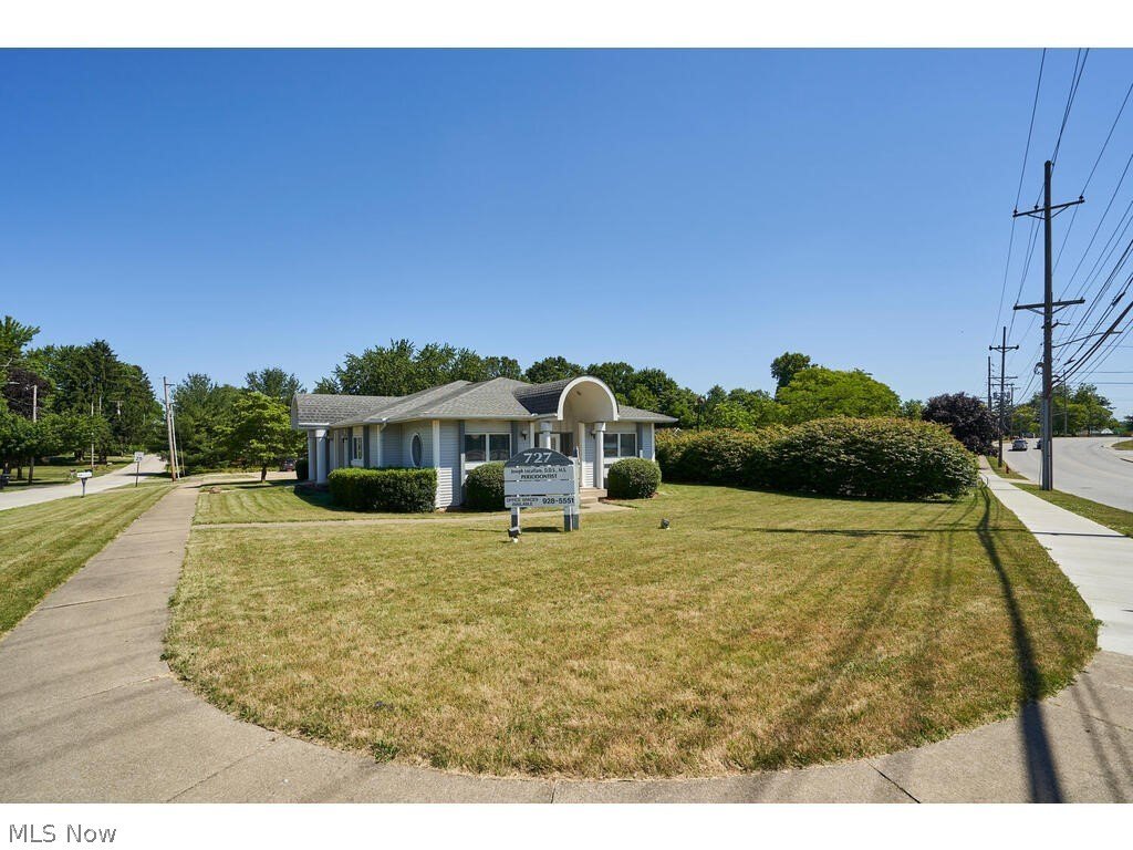 Stow Commercial Building For Sale