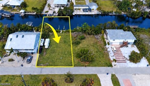 Bokeelia Lot with Composite Dock