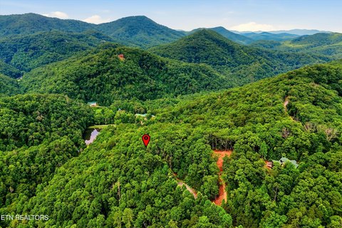 LAND - Sevierville, TN