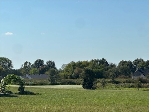 Land, Paola, KS