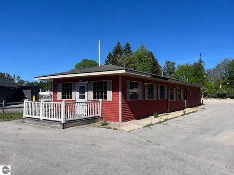 Remodeled Restaurant and Retail Building