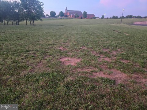 LAND - CHAMBERSBURG, PA