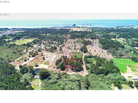 Bandon Land Near Face Rock