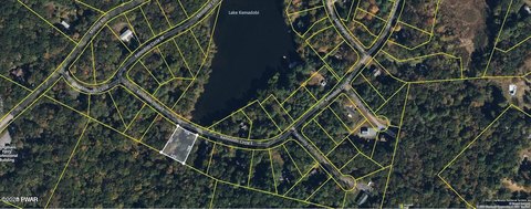 Lakefront Lot in Dingmans Ferry