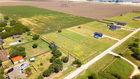 LAND - Portland, TX