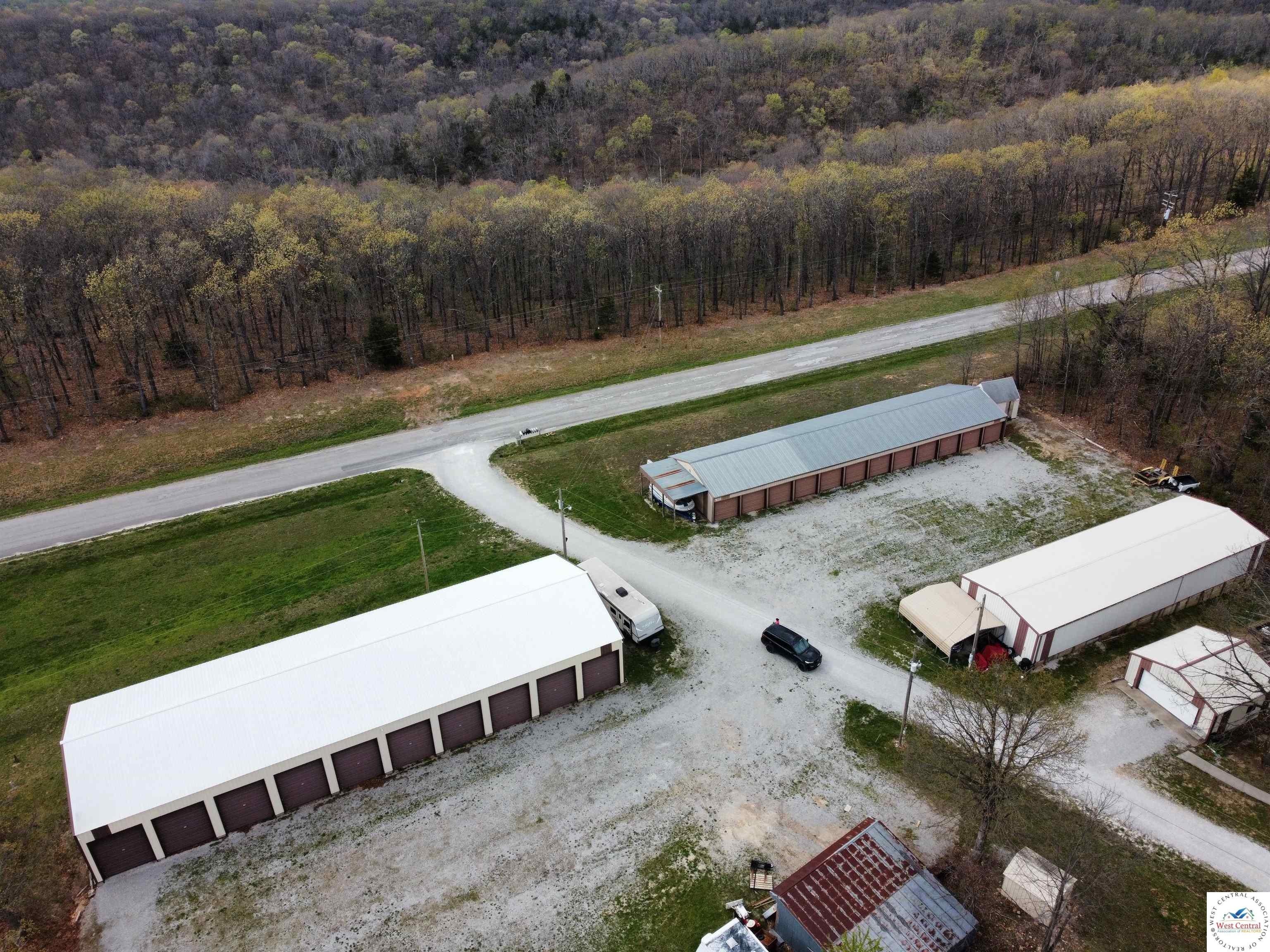 Storage Units Near Berry Bend