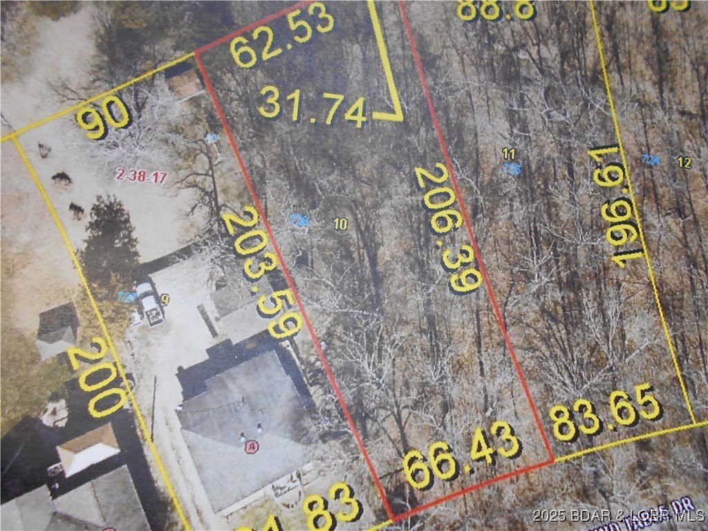 Residential Lot in Camelot Estates