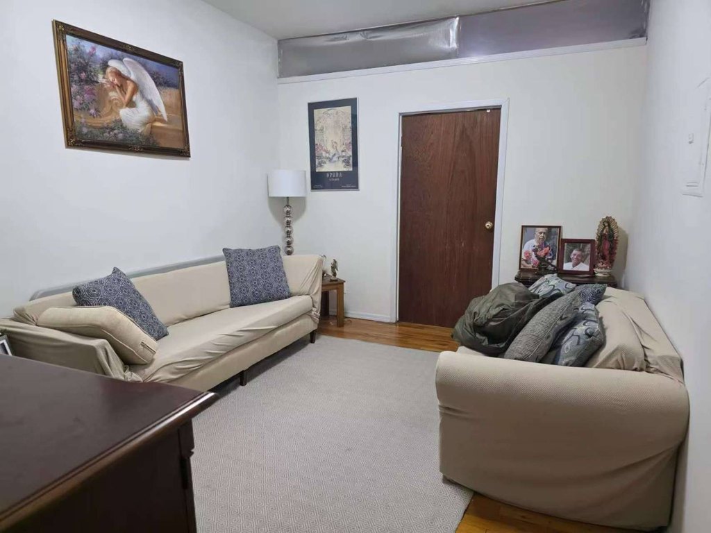 Picture 12