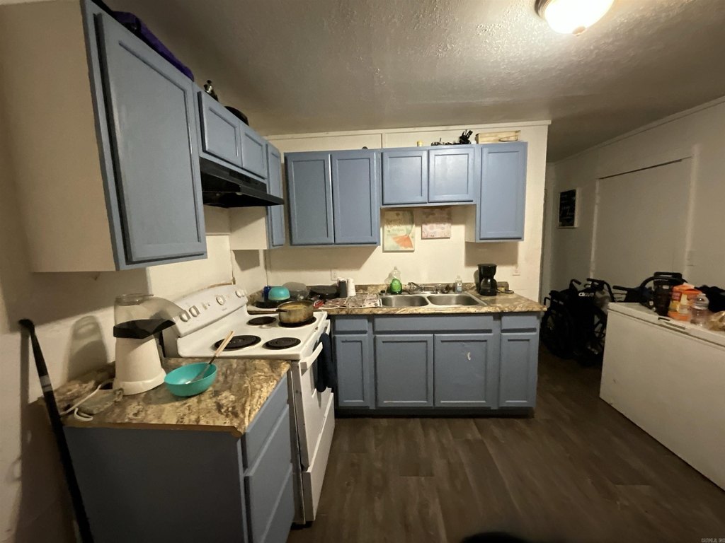 Picture 4
