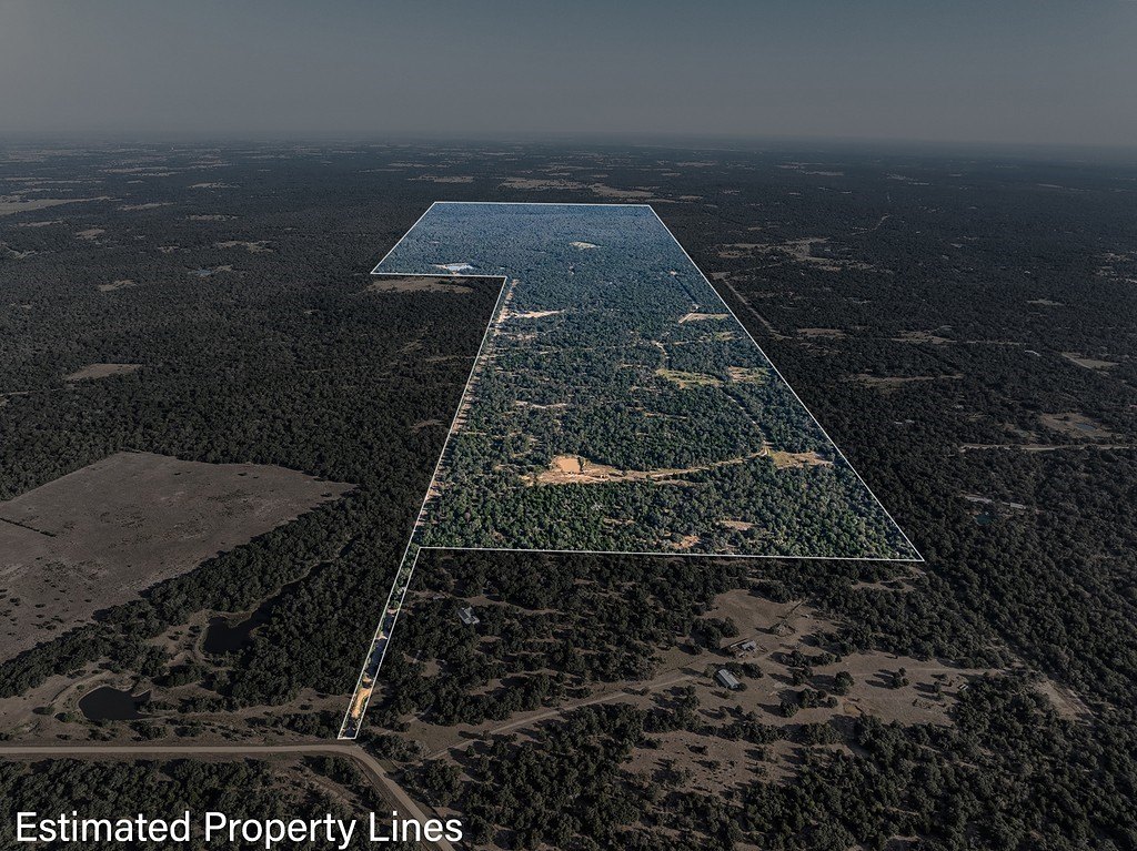 Expansive Acreage Near Weimar, Texas