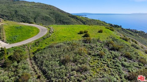 Land, Malibu, CA
