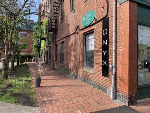 Office/Retail Space Off Walkway
