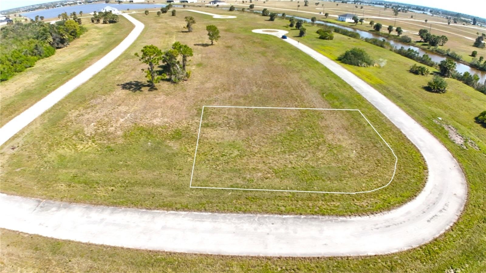 Oversized Lot in Growing Community