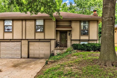 Updated Duplex with Finished Basements