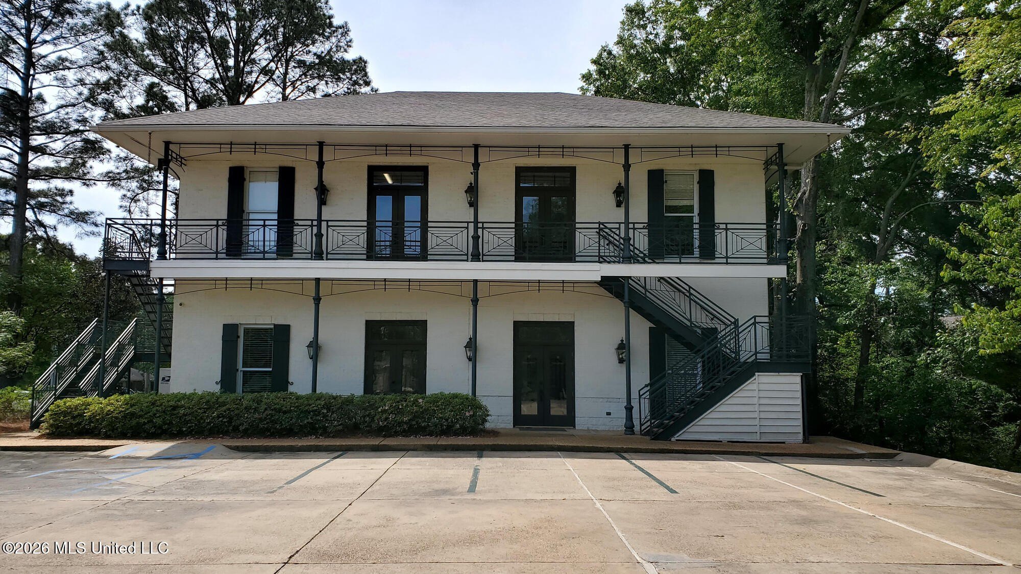 Ridgeland Office Suite For Rent