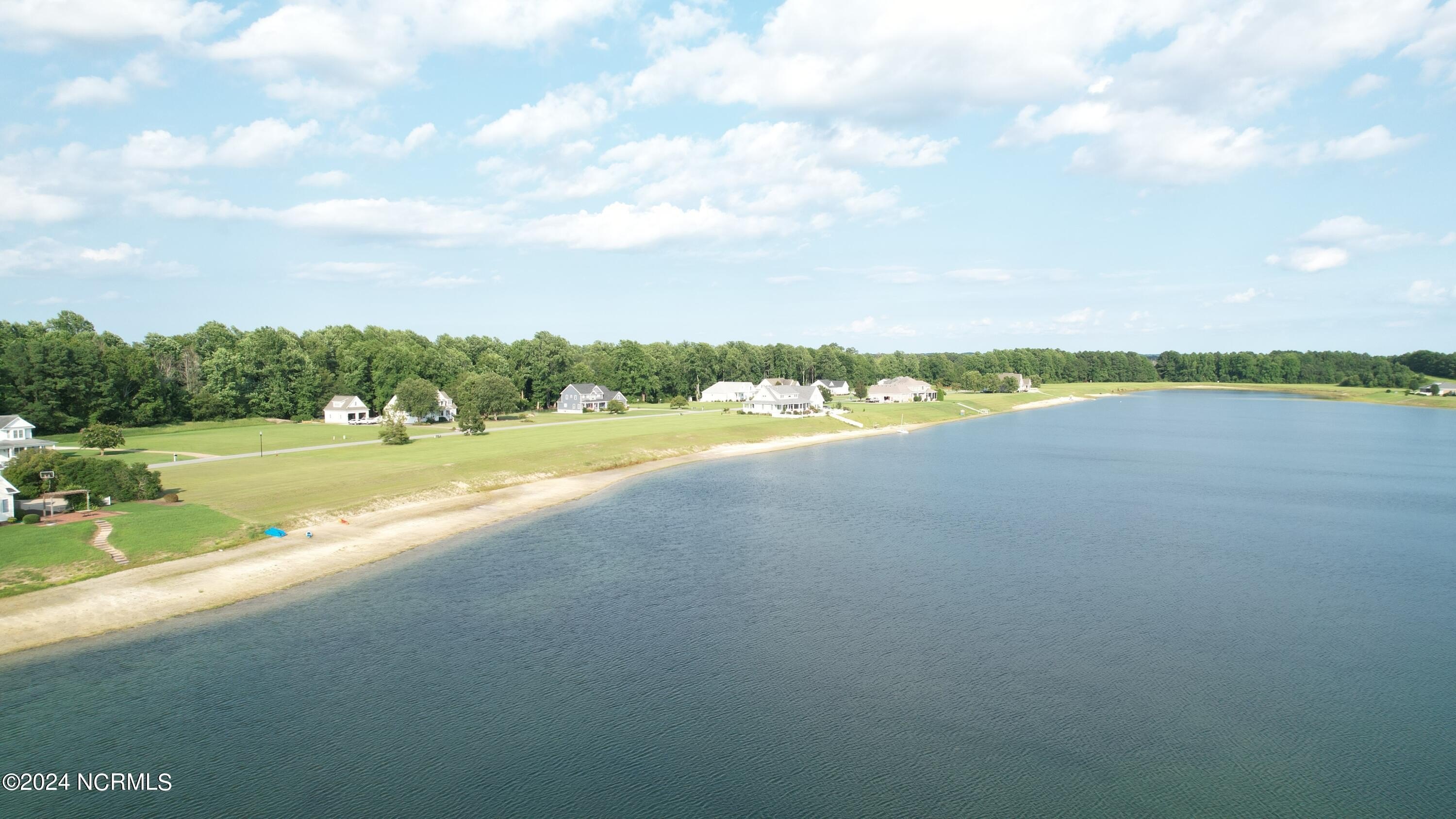 Lakefront Residential Building Lot