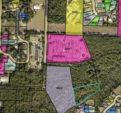 Crestview Land in Sandy Lakes