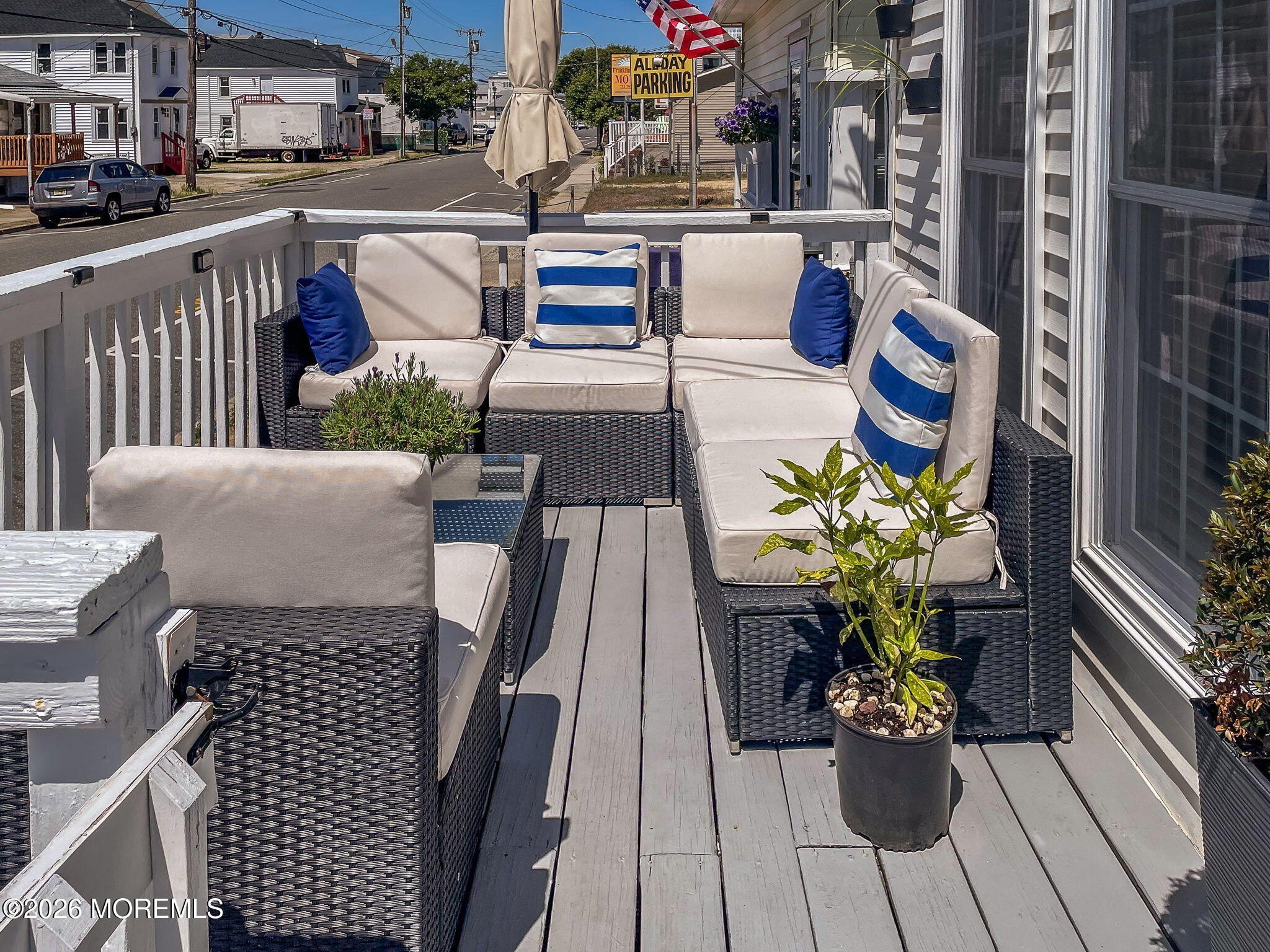 Renovated Four-Family Near Boardwalk