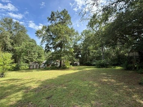 Land, Folsom, LA