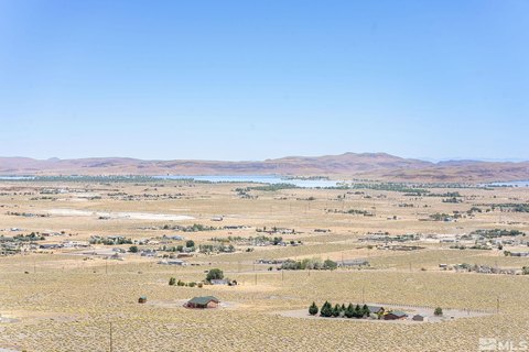 Land, Silver Springs, NV